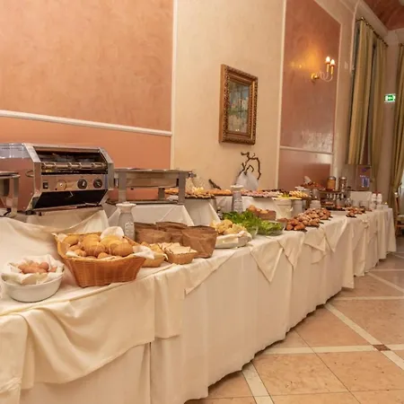 Pallanza By Lvg Collection ヴェルバーニア