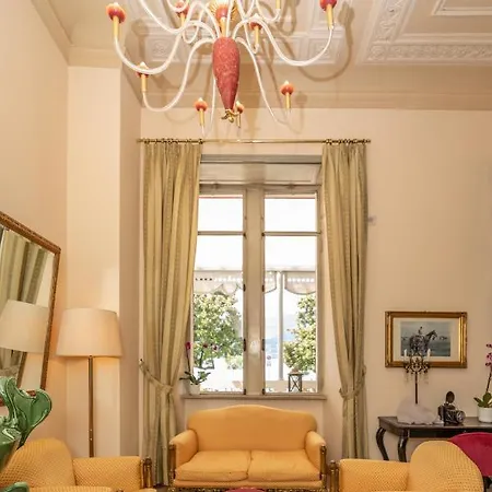 ホテル Pallanza By Lvg Collection ヴェルバーニア