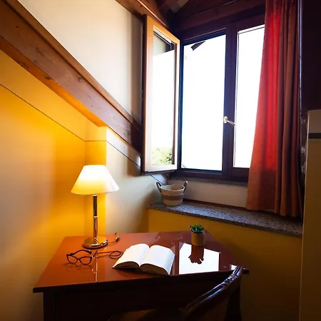 Pallanza By Lvg Collection ホテル