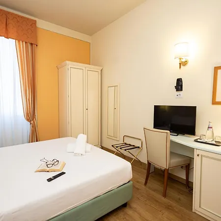 Lvg Hotel Collection - Pallanza 4* Verbania